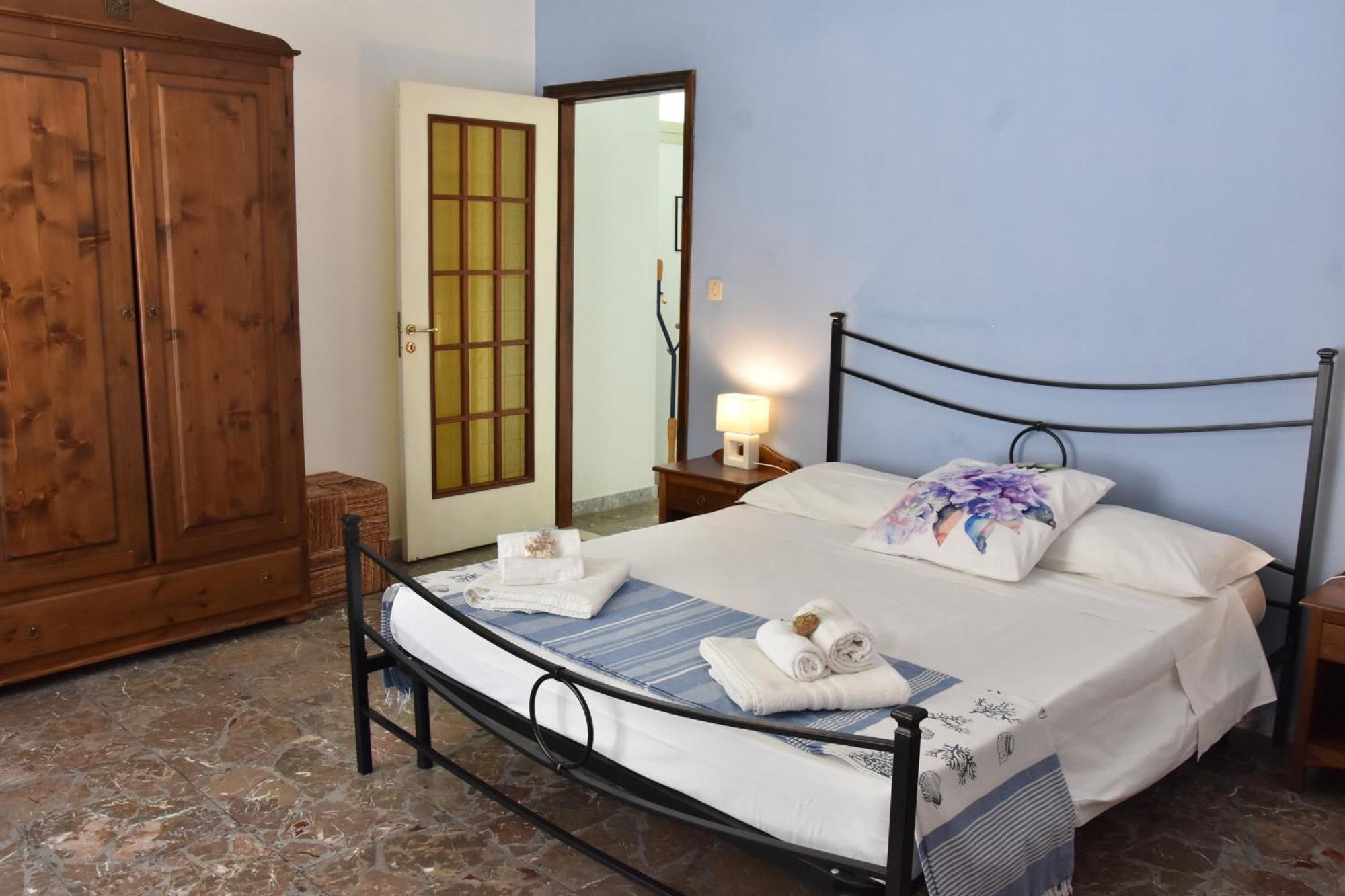 Plaza Apartment Giardini Naxos Bagian luar foto